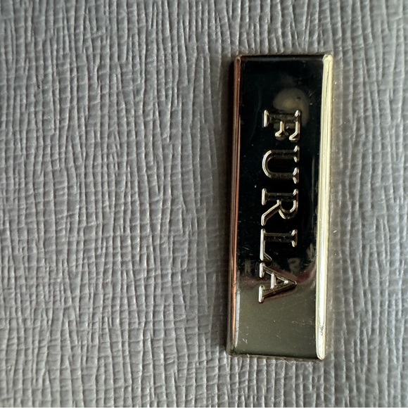 Furla Gray Textured Wallet - Picture 5 of 8
